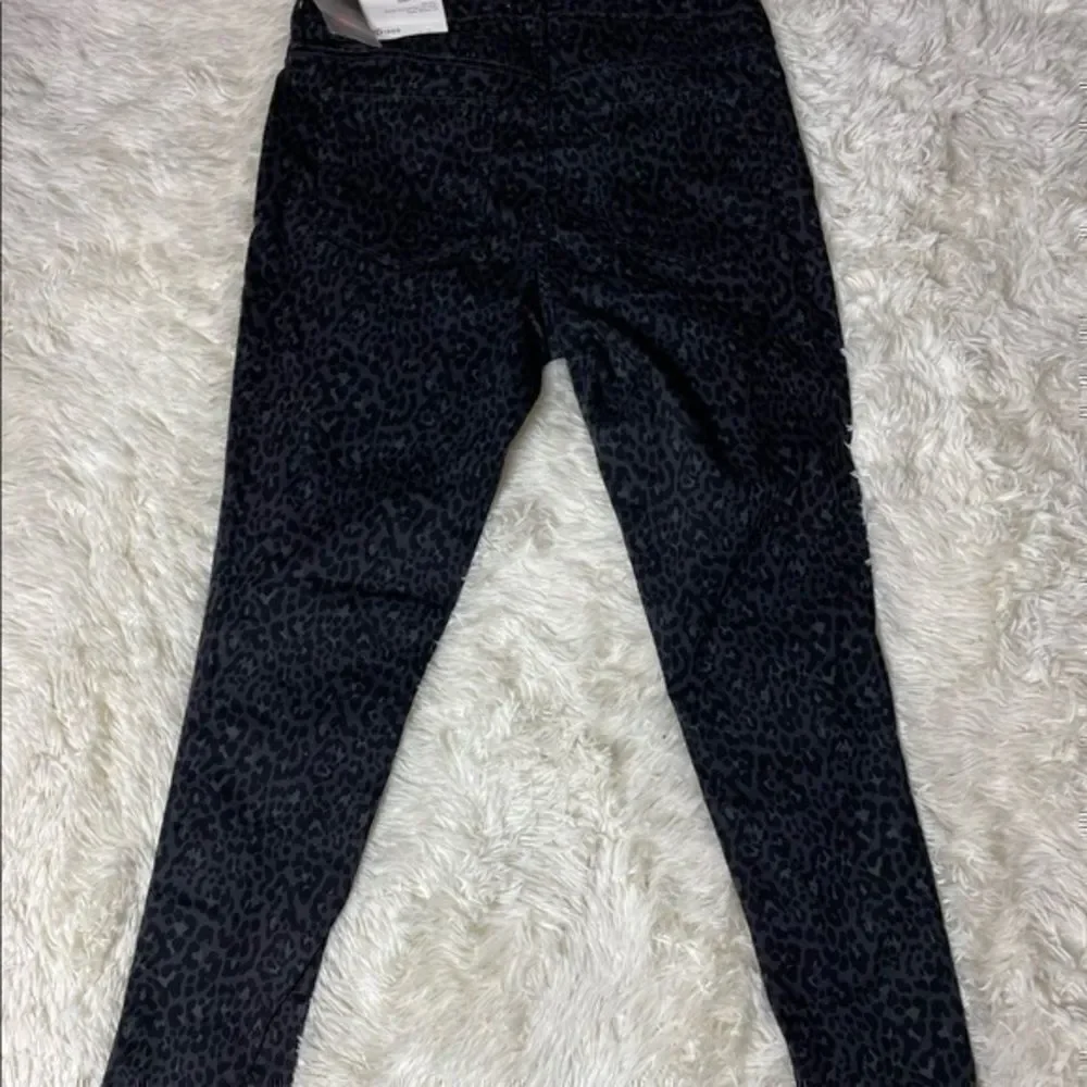 BNWT GAP Black & Gray Leopard Print High Stretch Easy Jegging size 31